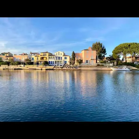 Apartment T2 Port Golfe De Saint-tropez Vue Cogolin