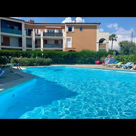 T2 Port Golfe De Saint-tropez Vue *