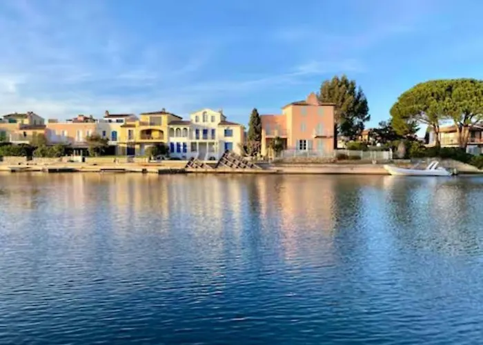 Apartment T2 Port Golfe De Saint-tropez Vue Cogolin