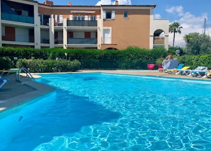 T2 Port Golfe De Saint-tropez Vue *