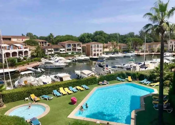 T2 Port Golfe De Saint-tropez Vue *